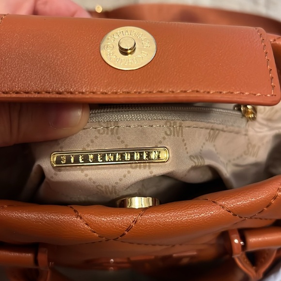 NEW Steve Madden whiskey spice crossbody with mini wallet - Picture 6 of 16